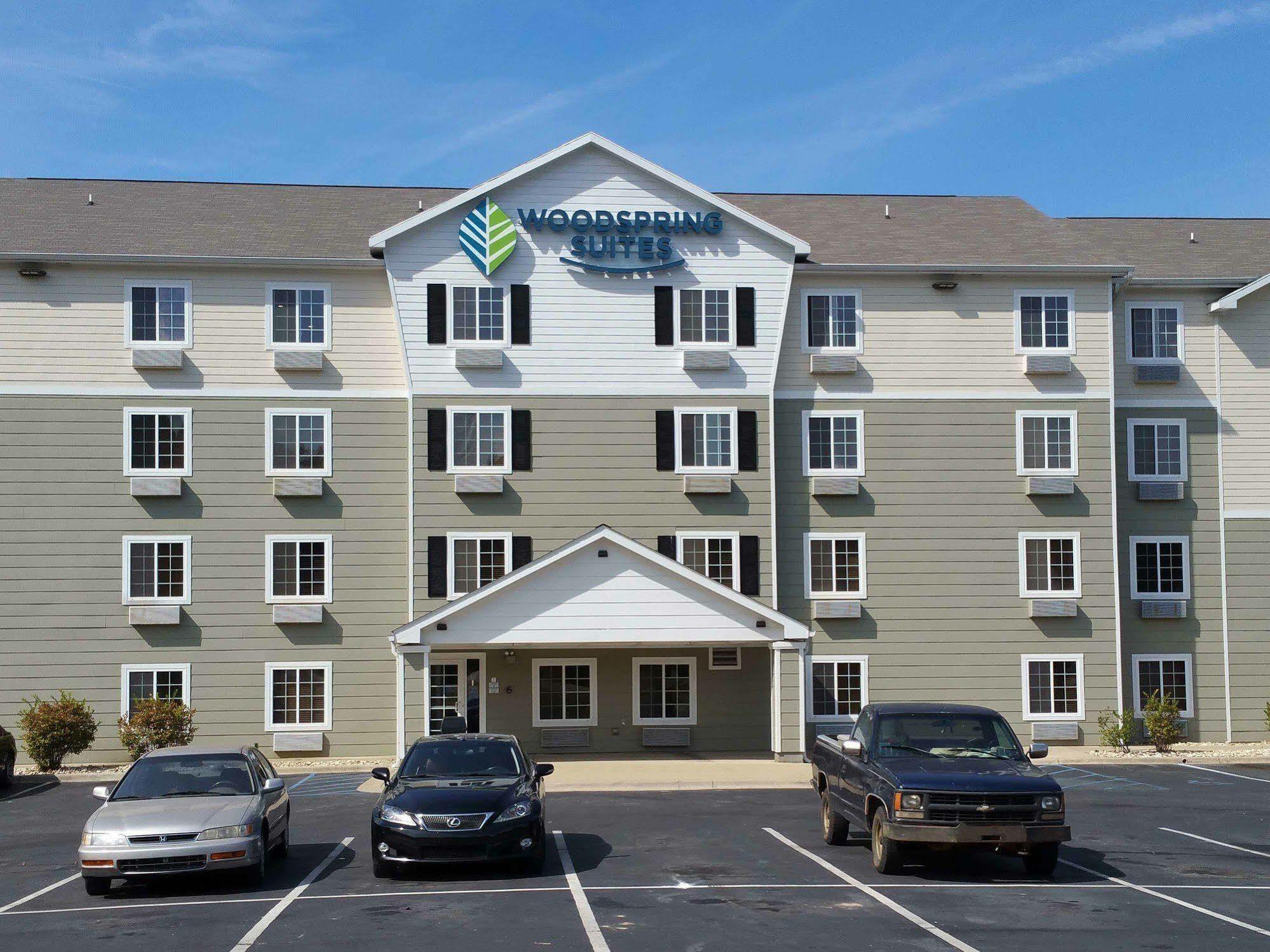 Woodspring Suites Louisville Southeast Forest Hills Экстерьер фото